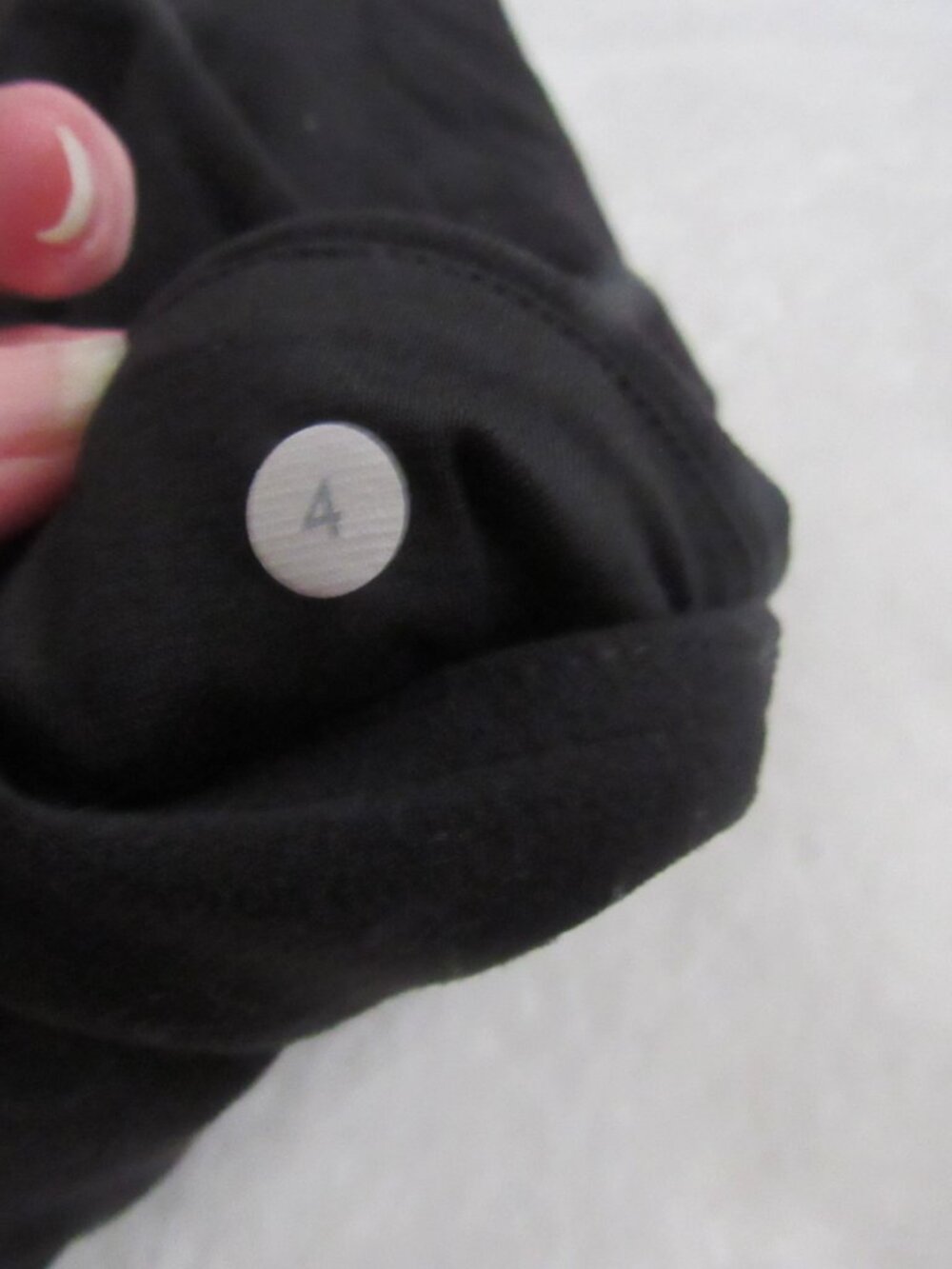 Lululemon Black Biker Like Shorts Size 4 USED - Picture 5 of 5